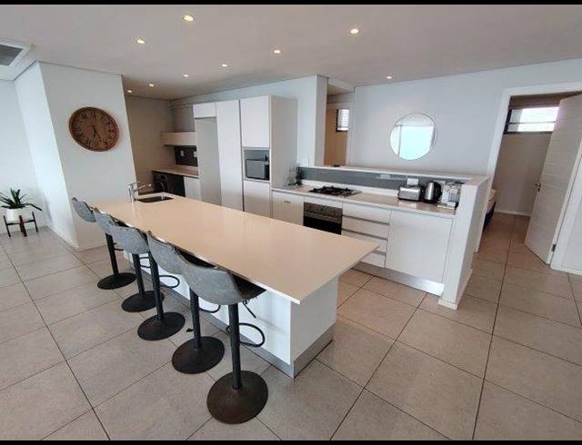 4 BEDROOM APARTMENT FOR SALE IN SIBAYA PRECINCT
